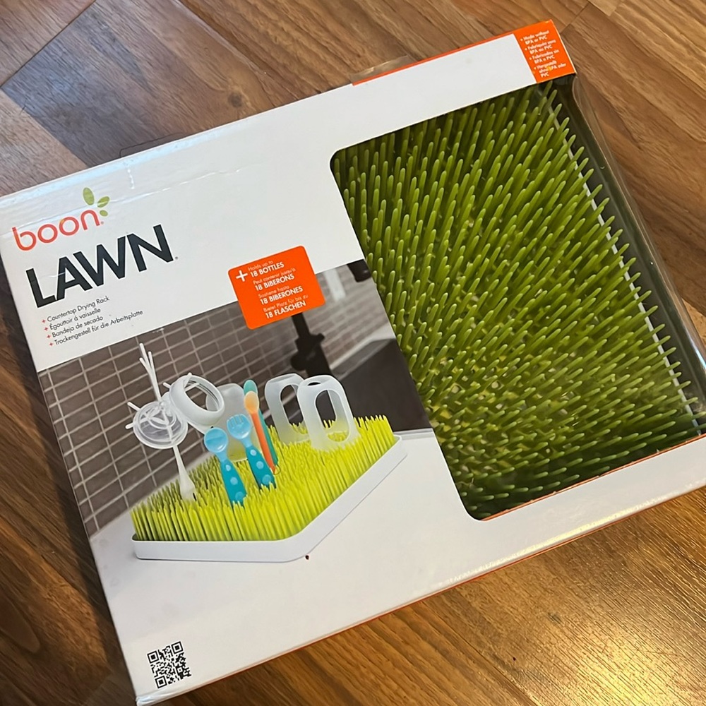 boon LAWN Countertop Drying Rack and Accessories